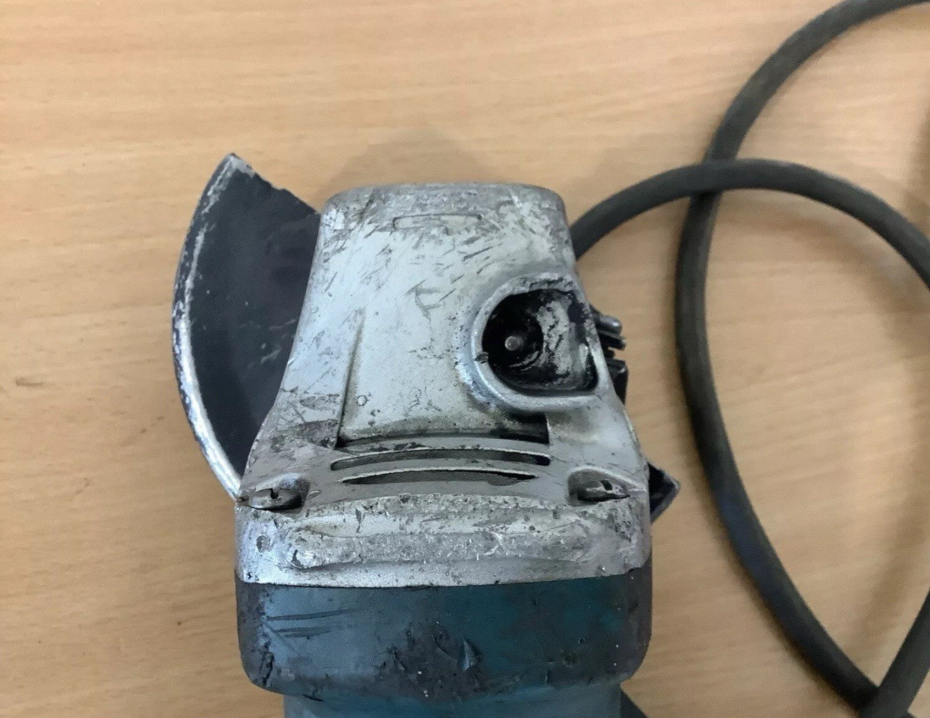 MAKITA GA4530 4 1/2 Angle Grinder 110v