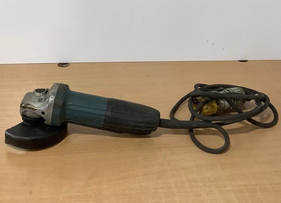 MAKITA GA4530 4 1/2 Angle Grinder 110v