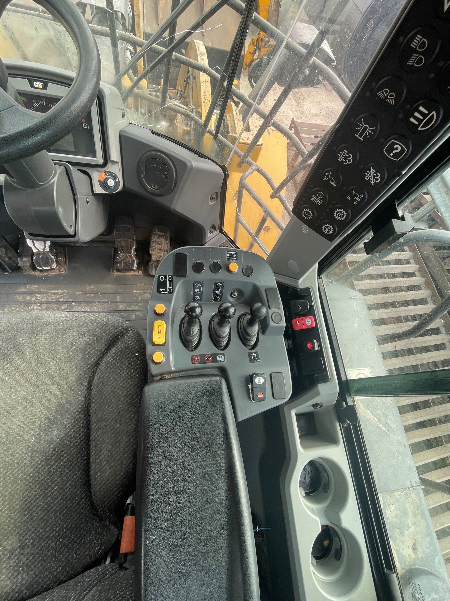 CAT 950M 2018