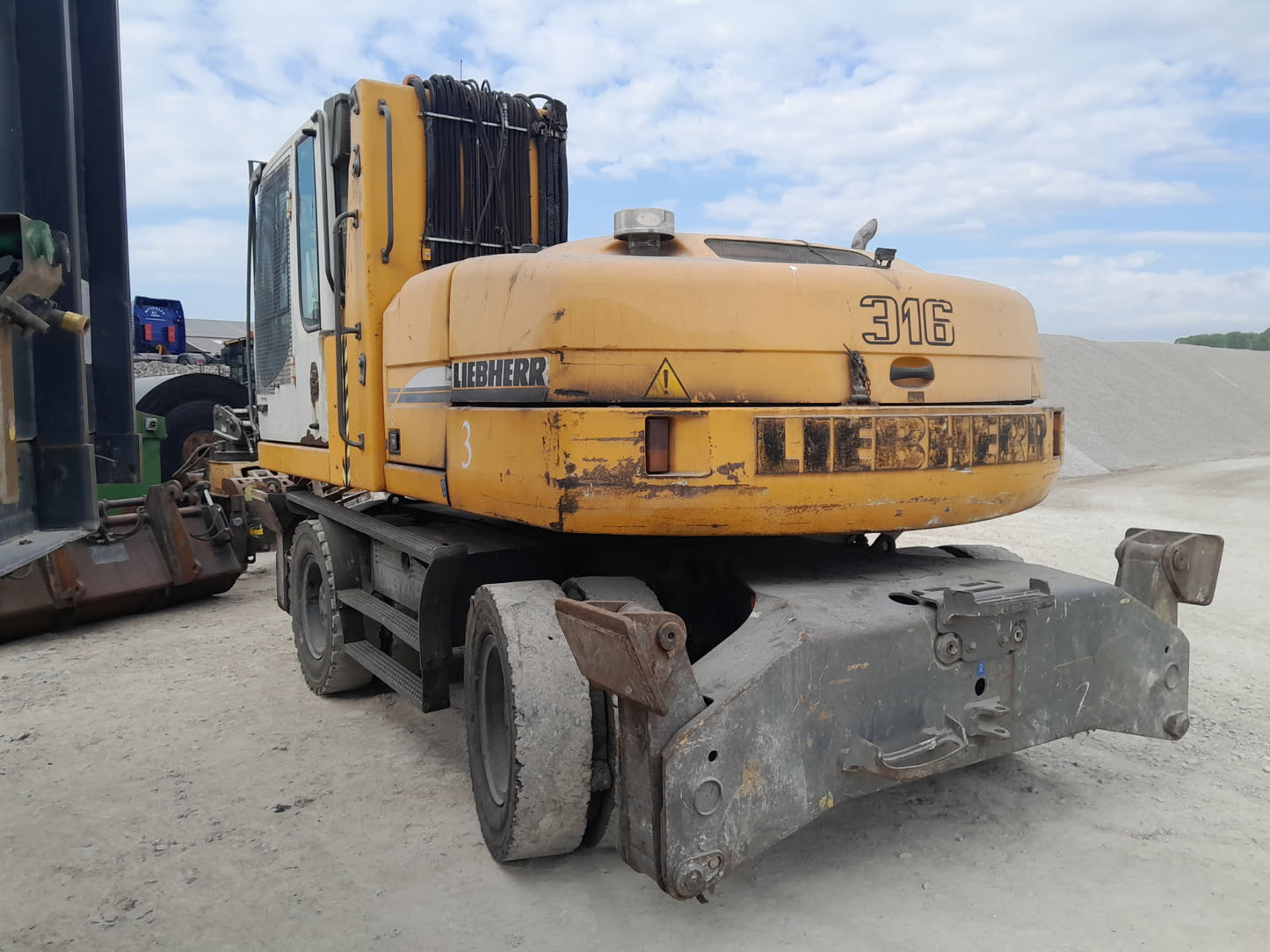 LIEBHERR 316 - 2006
