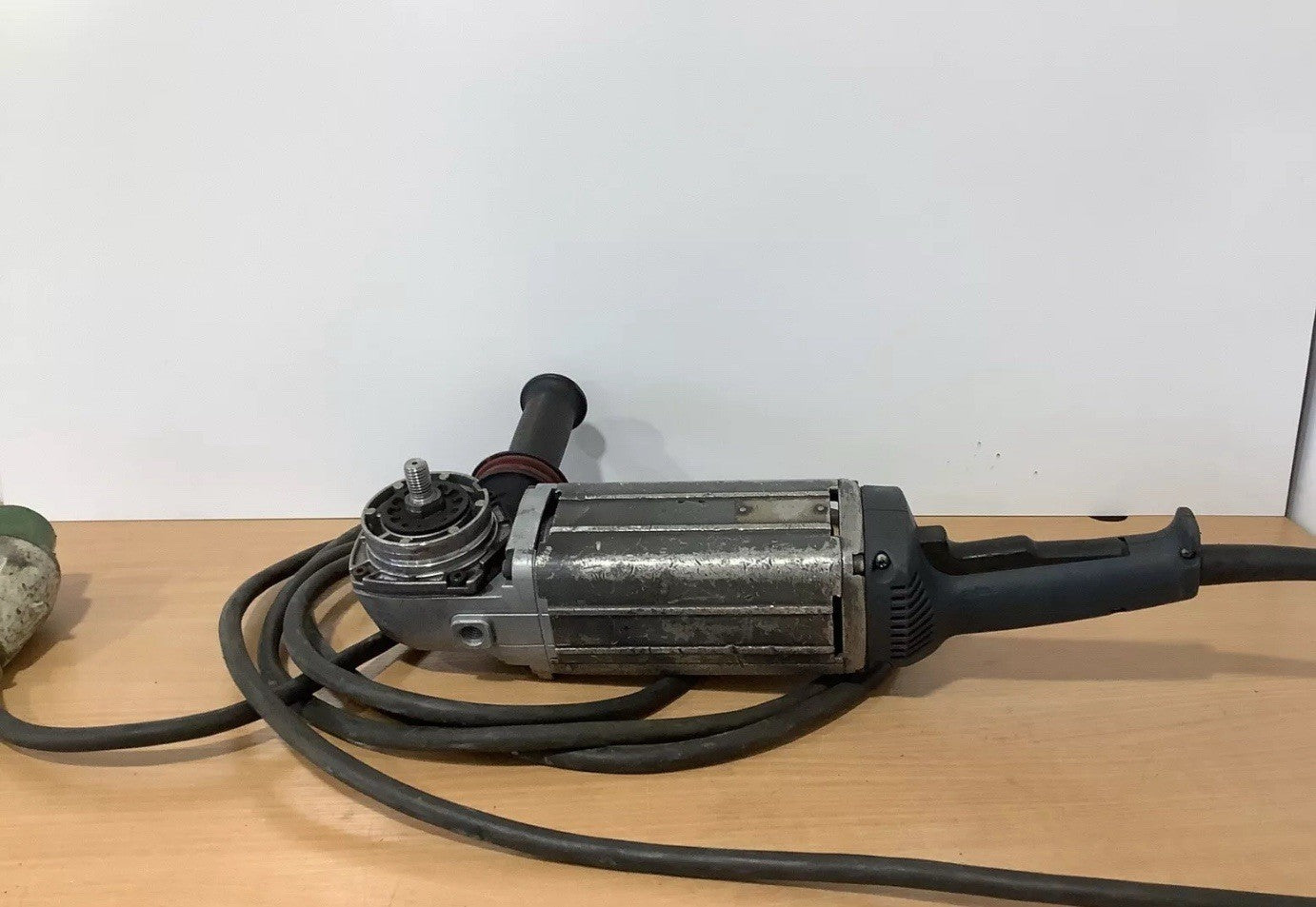 BOSCH 1353 Angle Grinder